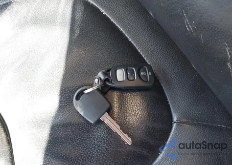 2011 Kia Soul ! from USA, damaged, VIN KNDJT2A2XB7224880